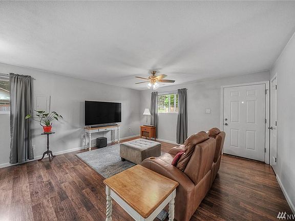 4th image of 7705 188th St E