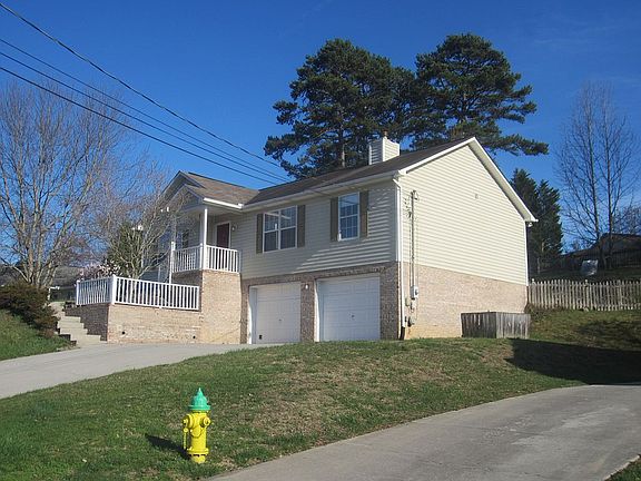 2nd image of 6039 Tennyson Dr