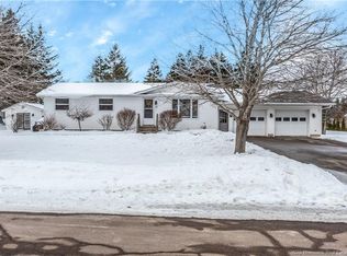 21 Champlain Ave, Bouctouche, NB E4S2Y7