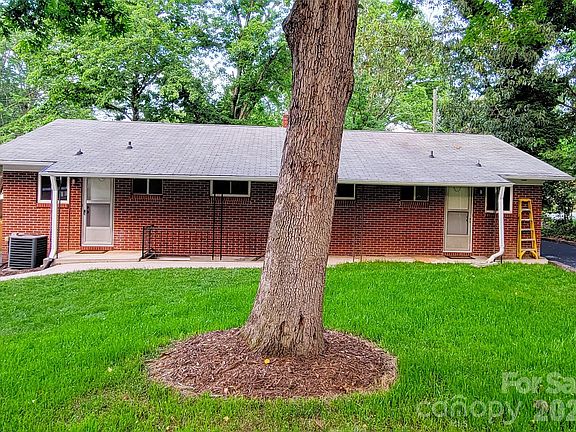 5th image of 25 Browndale Rd