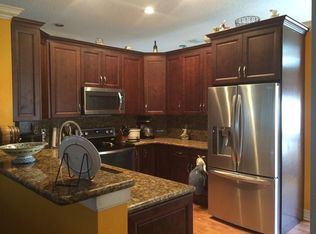 1010 Bluewood Ter, Weston, FL 33327