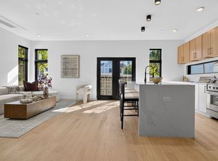 15 Clyde St #R, Somerville, MA 02145