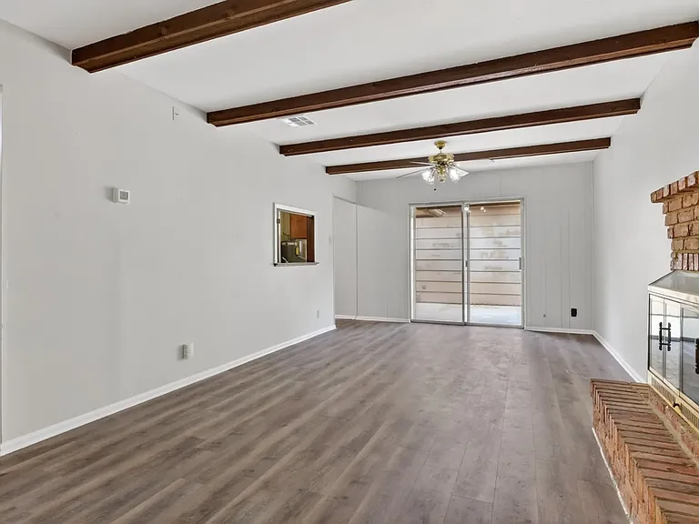14301 Brook Holw — Photo 3