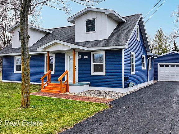 2nd image of 4560 Venoy Rd