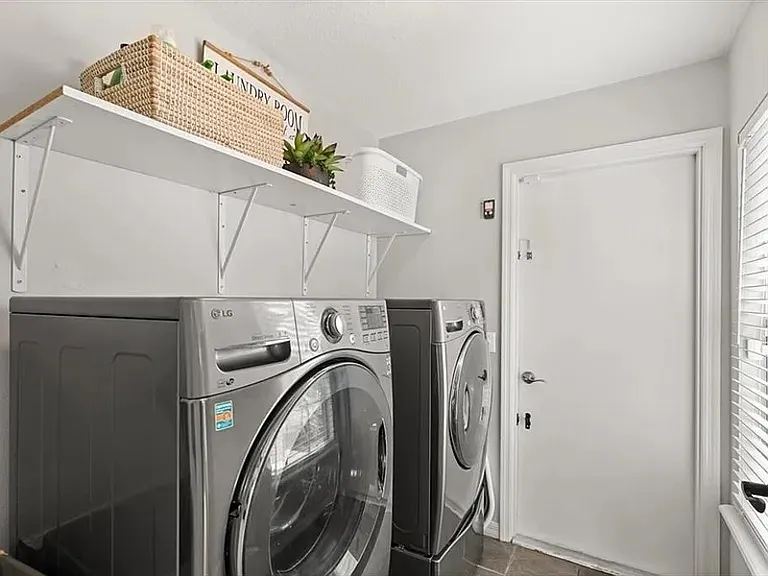 3114 Dellcrest Pl — Photo 19