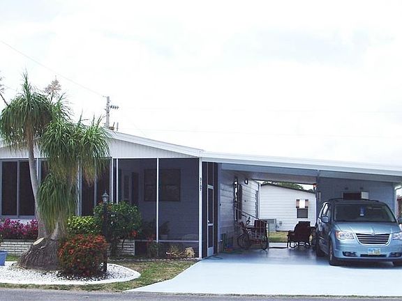 2nd image of 3137 Linwood Dr