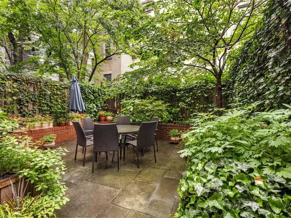 46 West 90th Street image 7 of 12