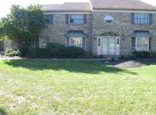 1975 Blue Fox Dr, Lansdale, PA 19446