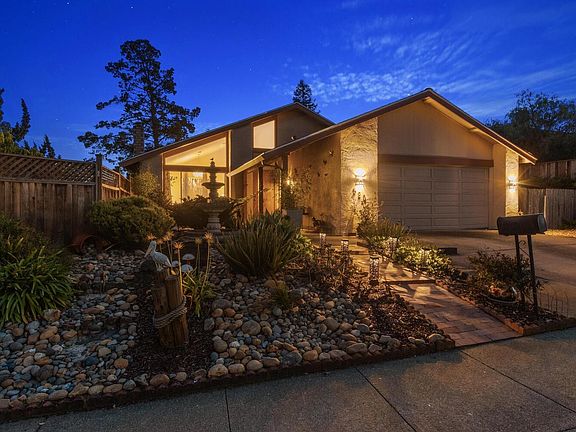 2nd image of 520 Cambridge Drive