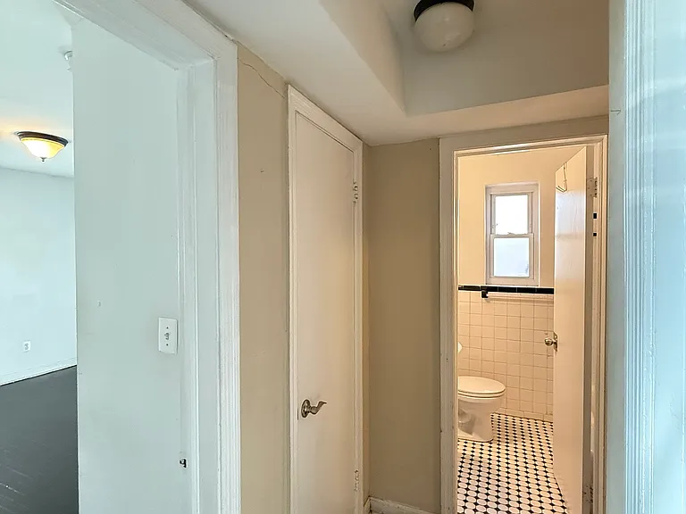 8316 Roanoke Ave #1 — Photo 16