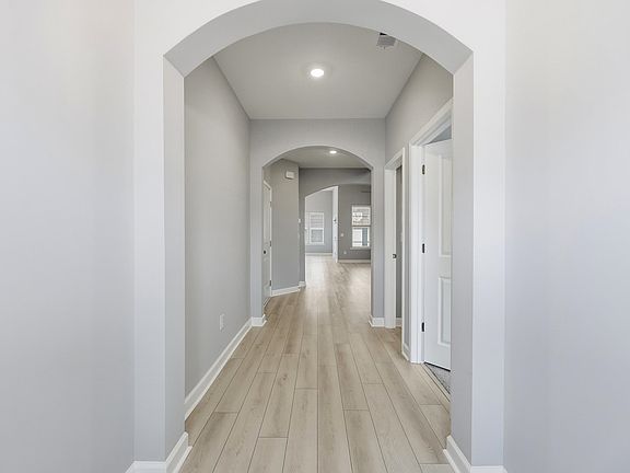 3rd image of 335 Happy Valley Dr.