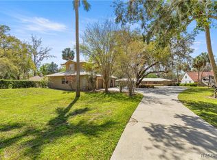 4817/4819 Riverside Dr, Yankeetown, FL 34498