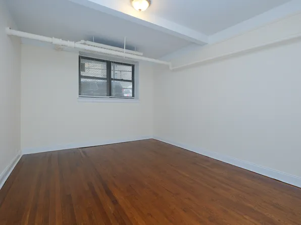 1855 Grand Concourse image 9 of 11