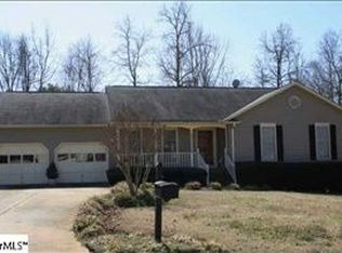 4 Double Oak Ct, Taylors, SC 29687