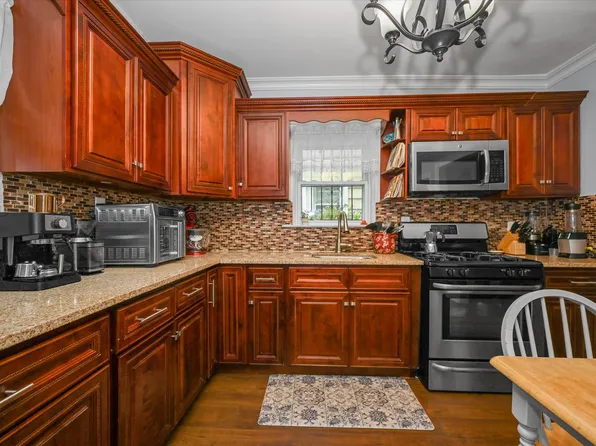 133-27 135th Place image 6 of 19