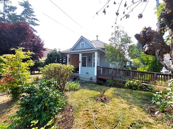 3rd image of 305 S 3rd St