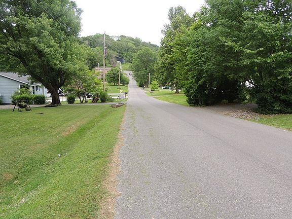 5th image of 248 Overhill Dr