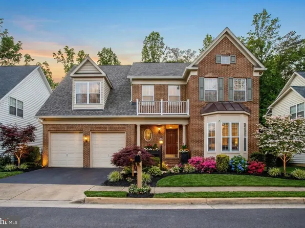 7374 Pohick Ridge Ct, Springfield, VA 22153