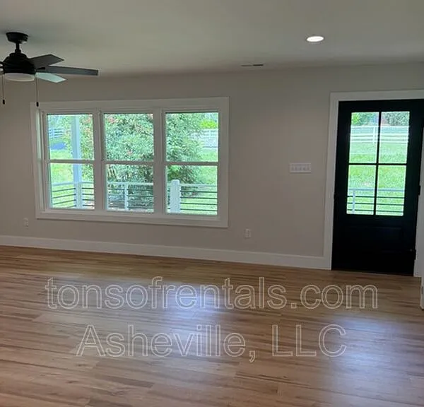 6 Tracy Ln — Photo 16