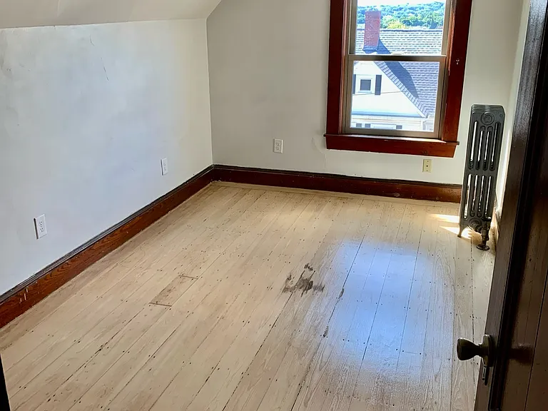 37 Orient St — Photo 26