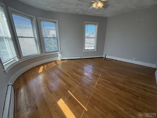 33 Portsmouth St, Cambridge, MA