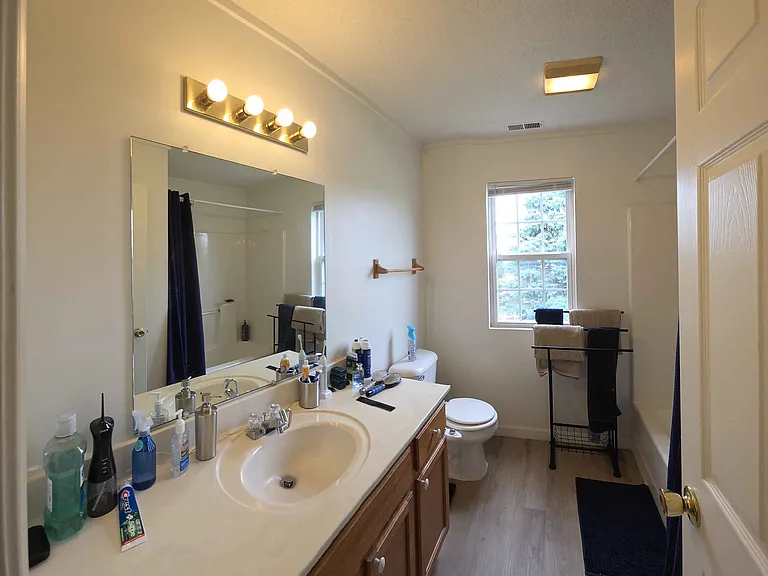 1203 Wesley Ave #210 — Photo 13
