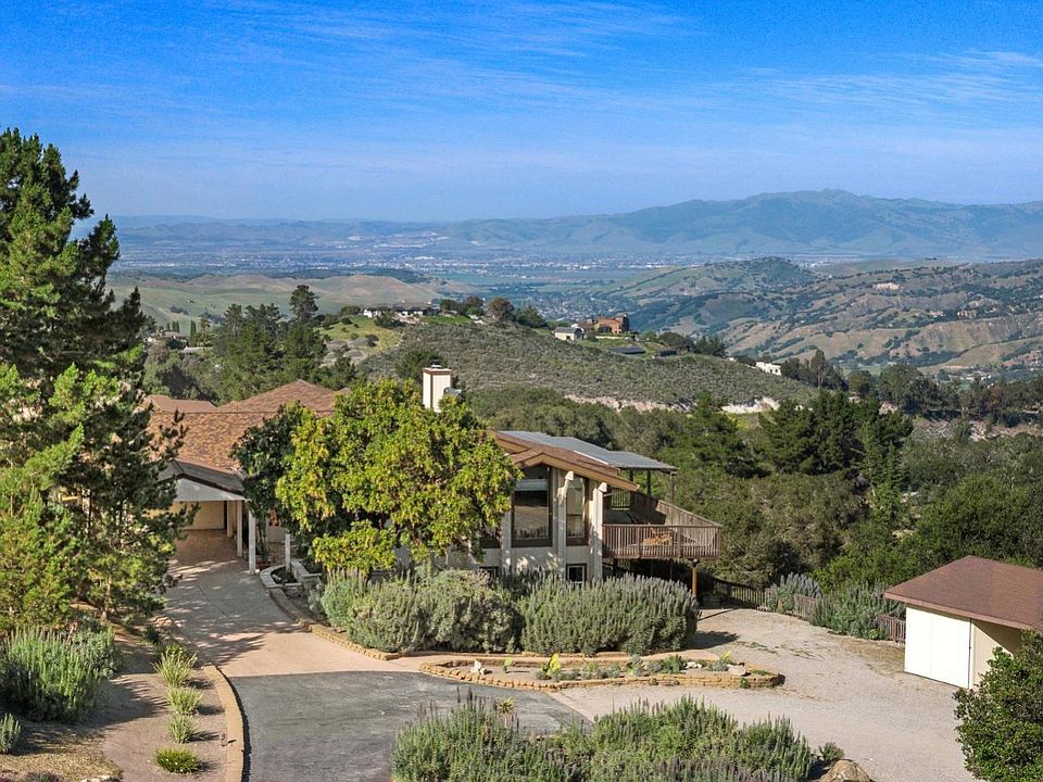 1st image of 26245 Rinconada Dr