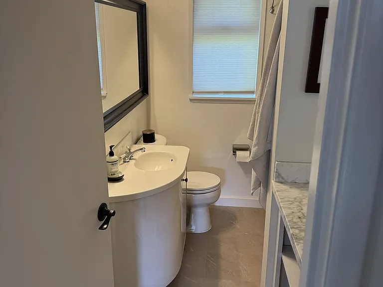 4009 NE 72nd St — Photo 14