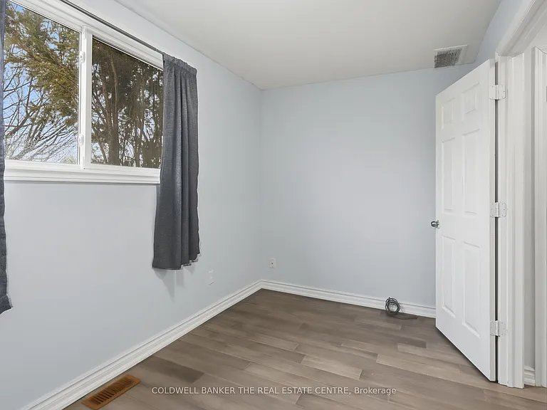 749 Innisfil Beach Rd — Photo 17