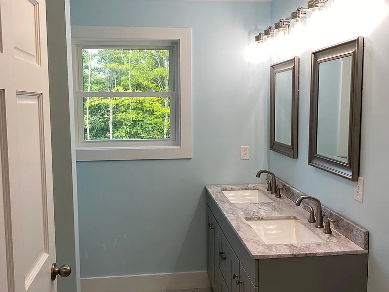 23 W Sand Pond Rd — Photo 4