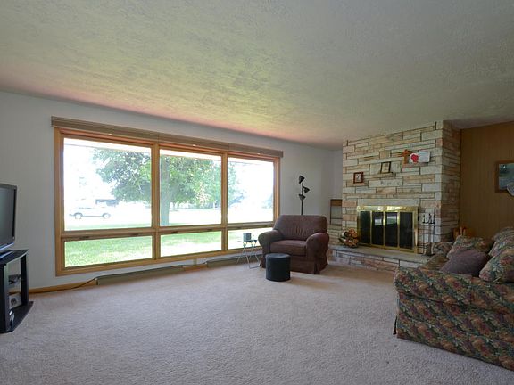 2nd image of 6463 Scenic Dr E
