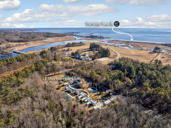 12 Shorebreezes Lane #12, Kennebunk, ME 04043