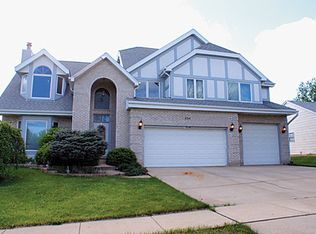 894 Somerset Dr, Carol Stream, IL