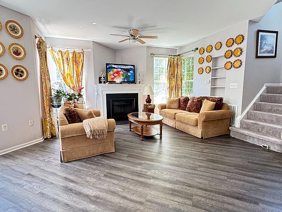 4th image of 21512 Tamarack Ridge Sq