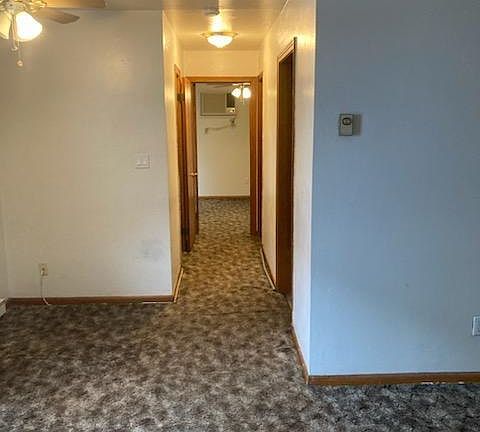 3rd image of 718 Lesner Ave #6