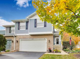 6648 Weather Hill Dr, Willowbrook, IL 60527