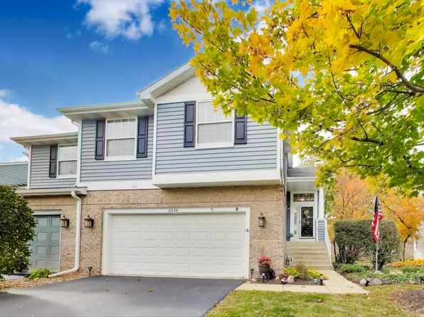 6648 Weather Hill Dr, Willowbrook, IL 60527