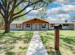 1820 Trailview Dr, Terrell, TX 75160