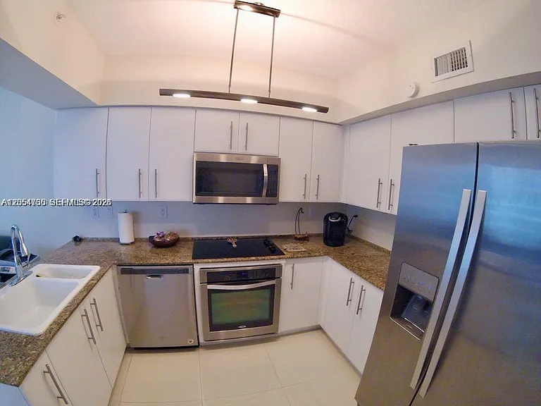 3370 NE 190th St #706 — Photo 28
