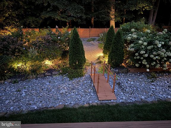 4th image of 5863 Tulloch Spring Ct