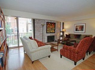 2333 N Geneva Ter #1-B, Chicago, IL 60614