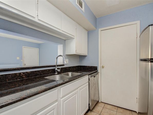 houston-texas-347393955 picture