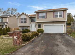 25448 W Bonner Rd, Wauconda, IL 60084