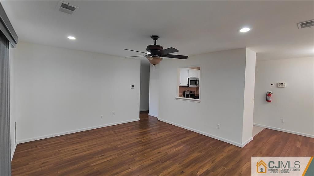 2205 Bayhead Dr, Parlin, NJ 08859 Zillow