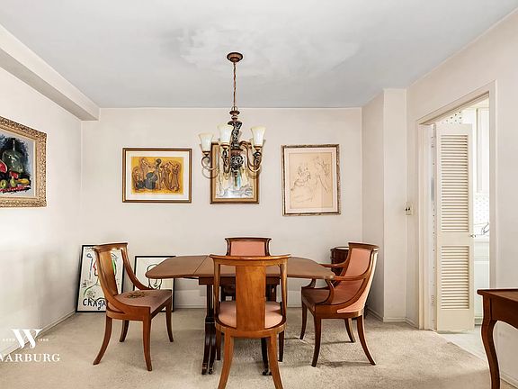 4th image of 201 E 79th St APT 12A