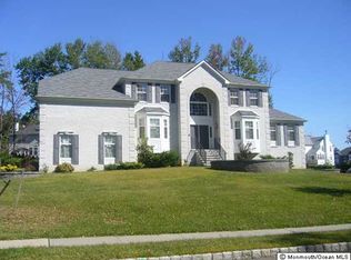 3 Amagansett Ln, Matawan, NJ 07747