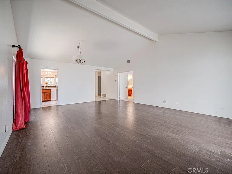 19 Fulton — Photo 11