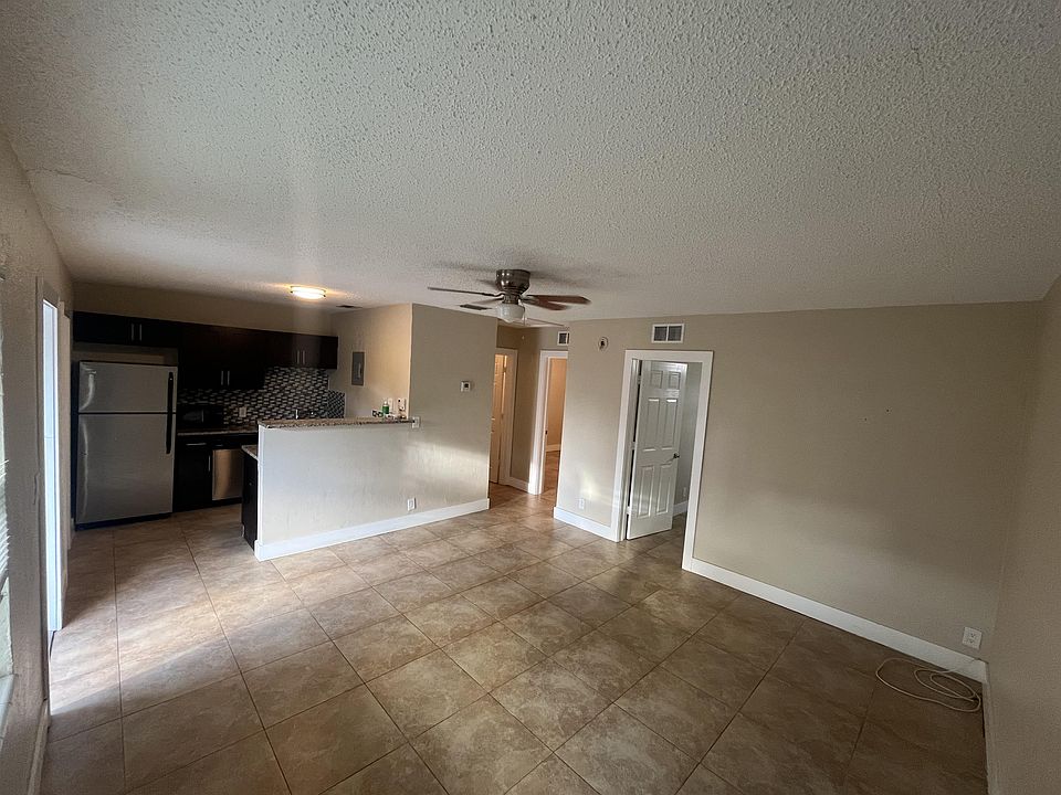 1st image of 720 NE 2nd St #9