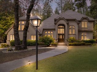 13089 Somerset Dr, Grass Valley, CA 95945