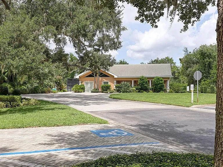 5122 Manorwood Dr #4B — Photo 41